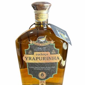 Cachaça Extra Premium, 8 anos de envelhecimento em barril de carvalho